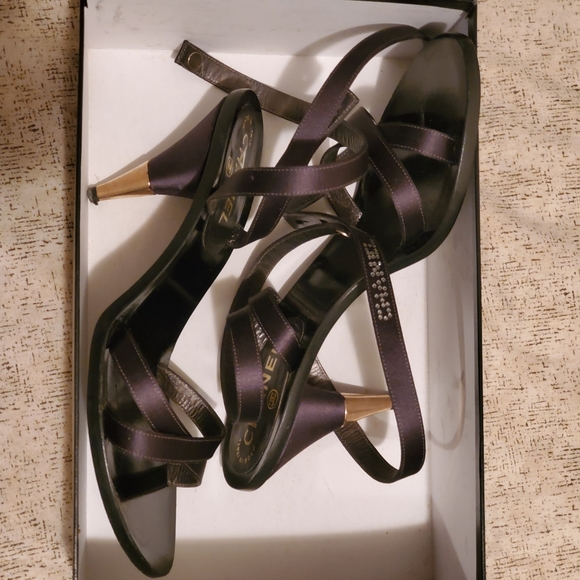 Chanel sandals - Picture 5 of 9